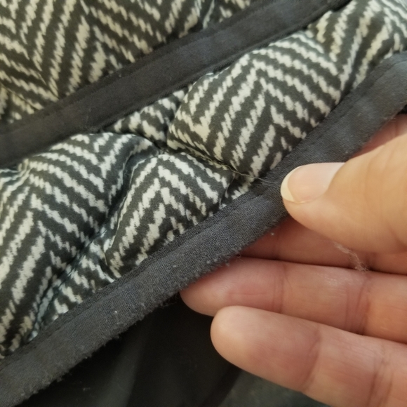 J Crew Quilted Vest - Picture 4 of 10